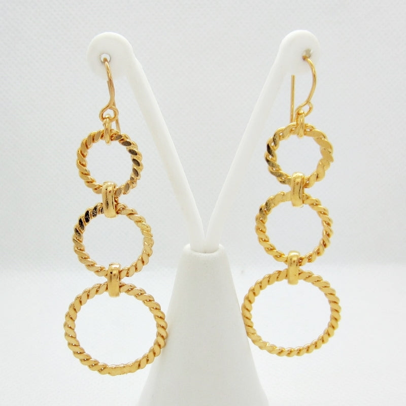 Aretes dorados cuerda marina