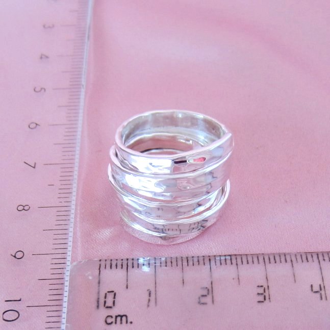 Anillo plateado Amarres