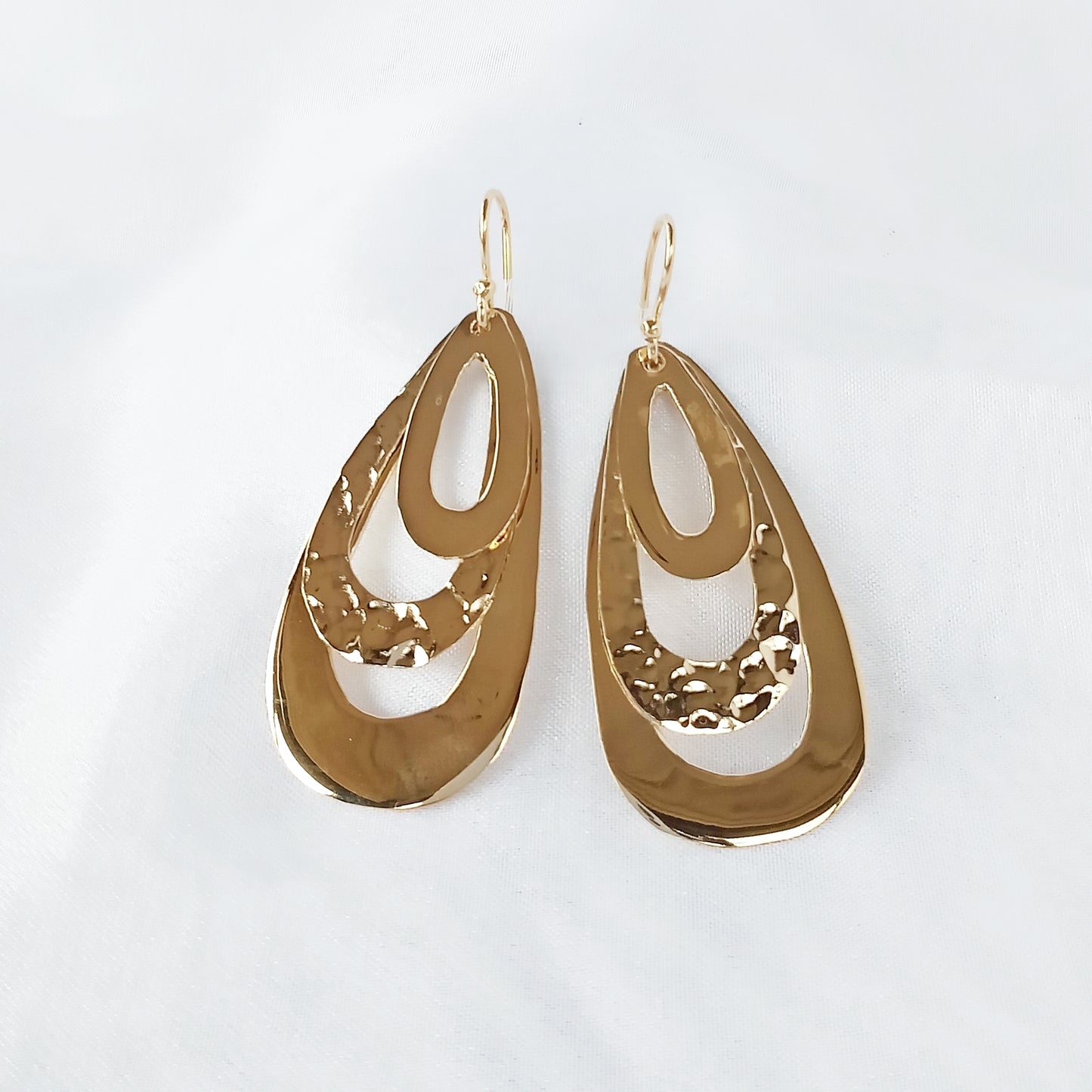 Arete Dorado Ala de Libélula