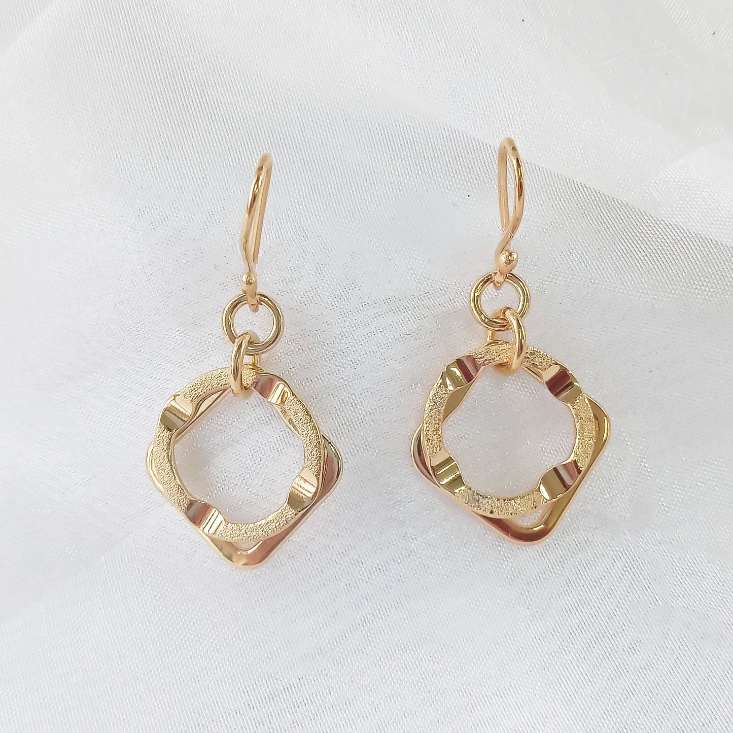 Arete Dorado Geometría