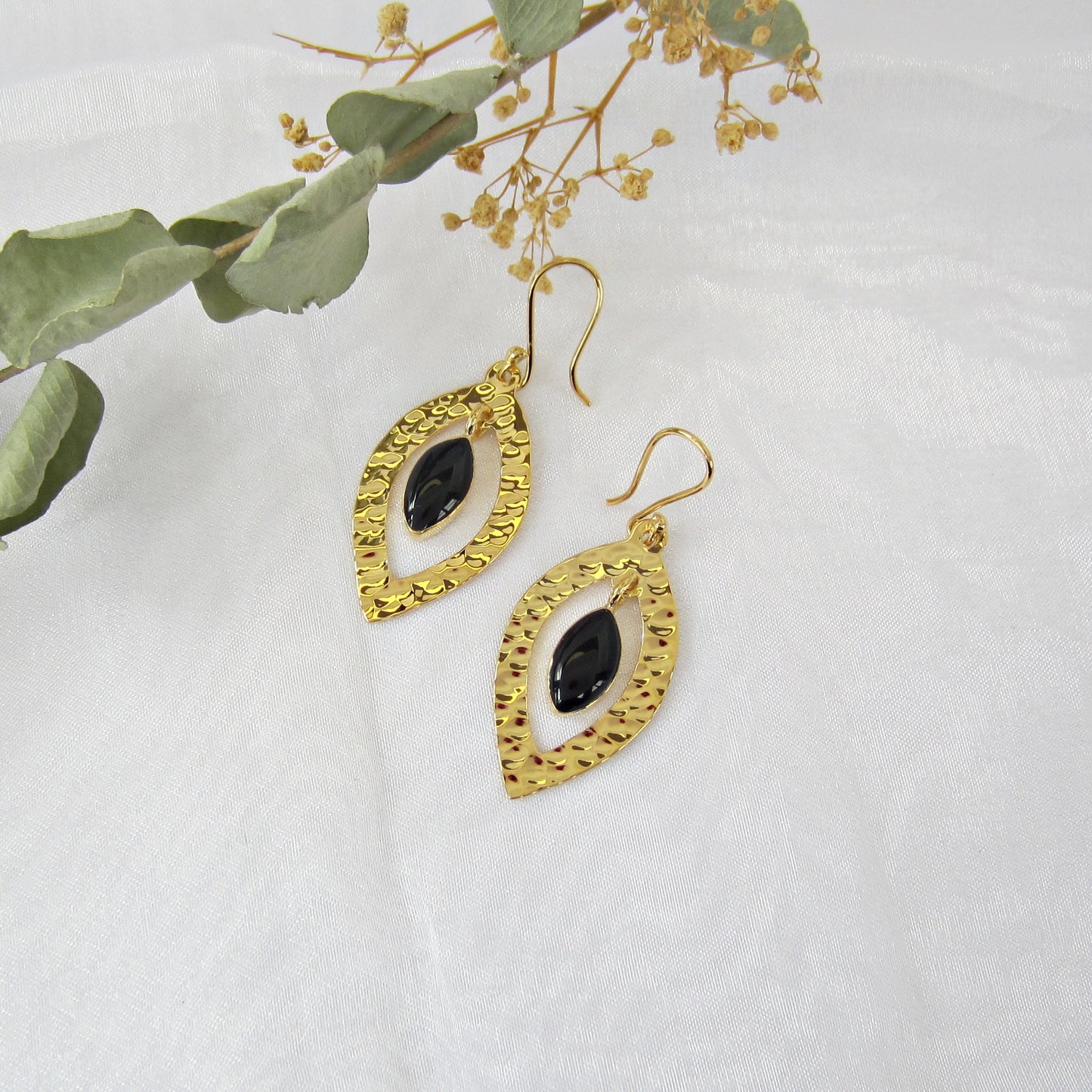 Aretes Dorados Capullo