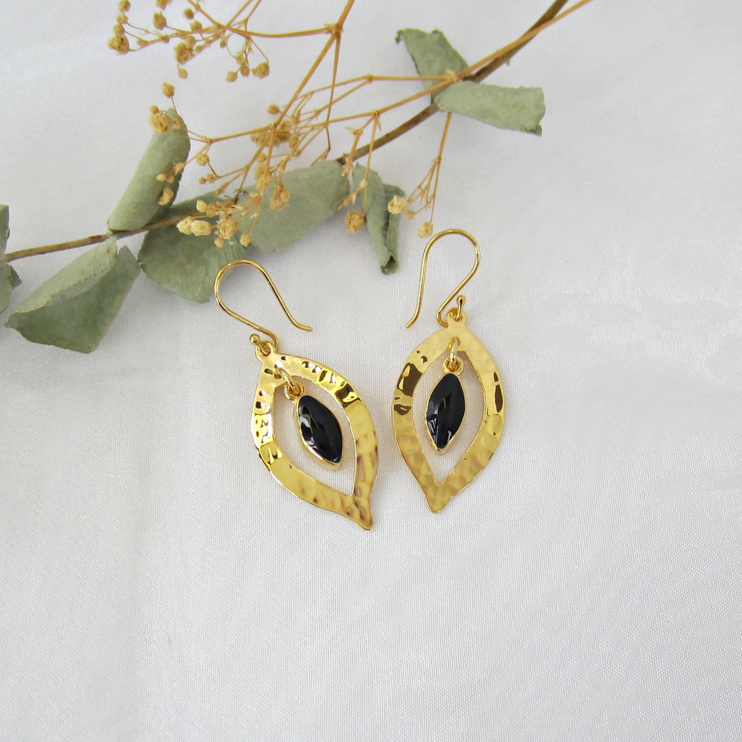 Aretes Dorados Crisálida