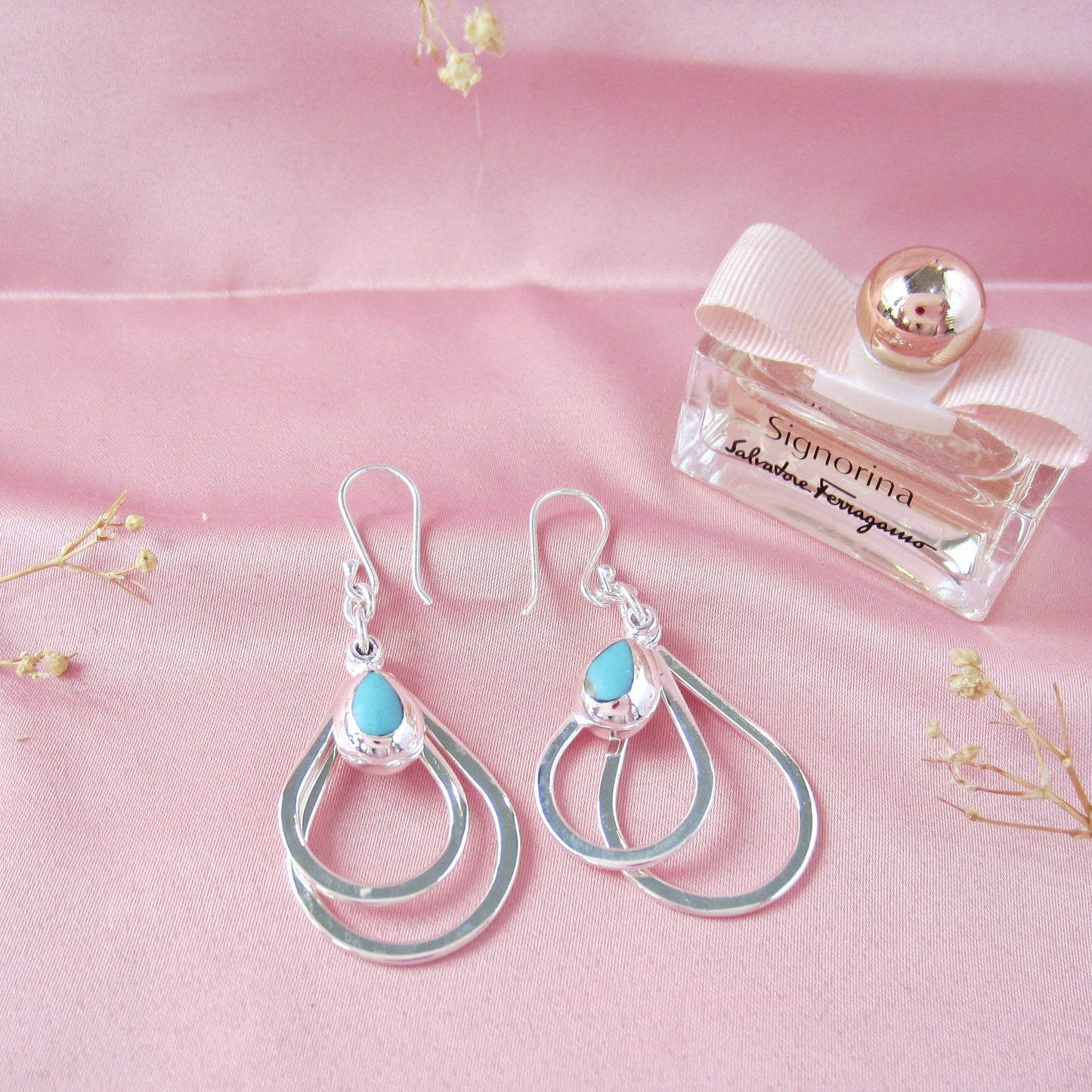 Aretes Plateados Gotas Piedra