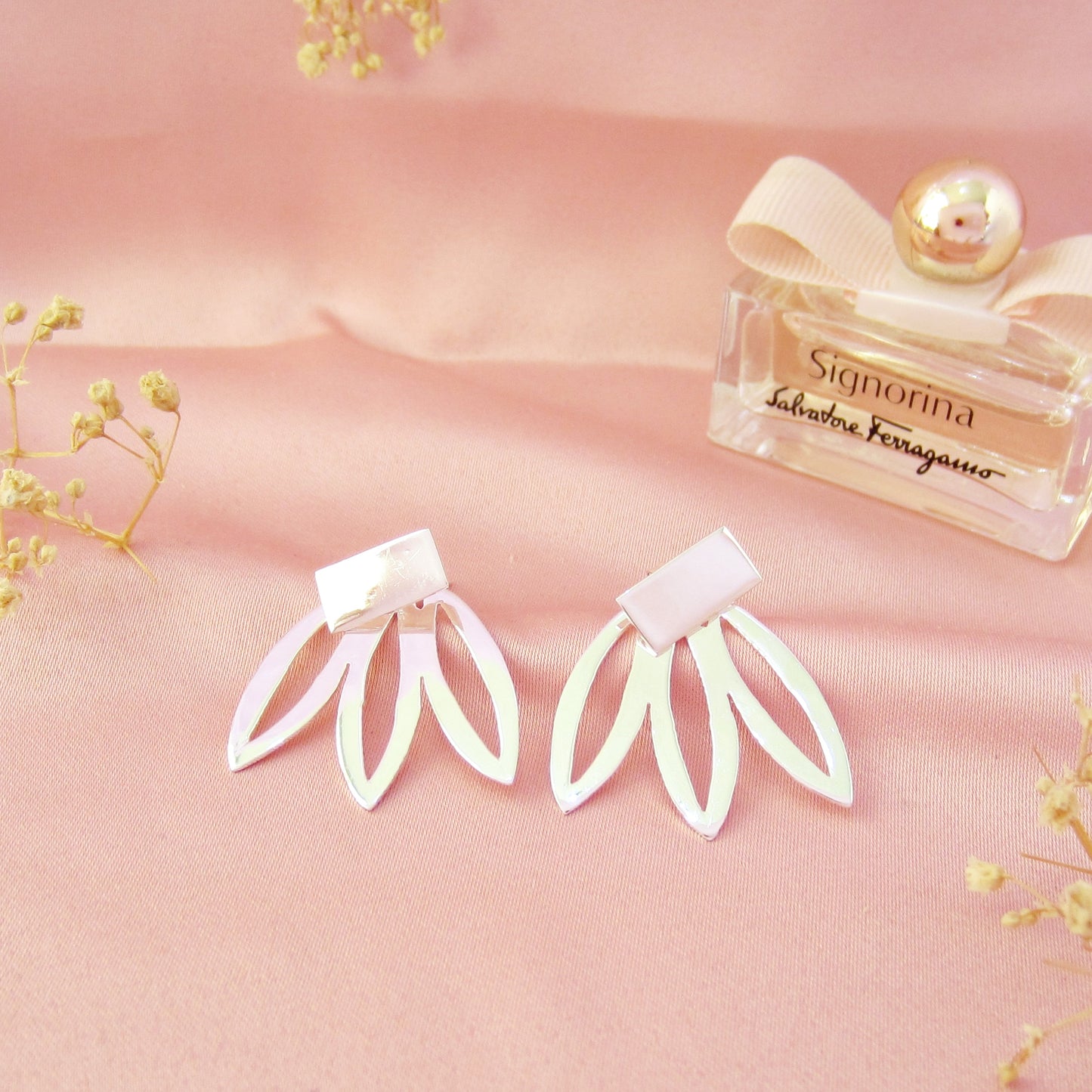 Aretes Plateado Tulipán