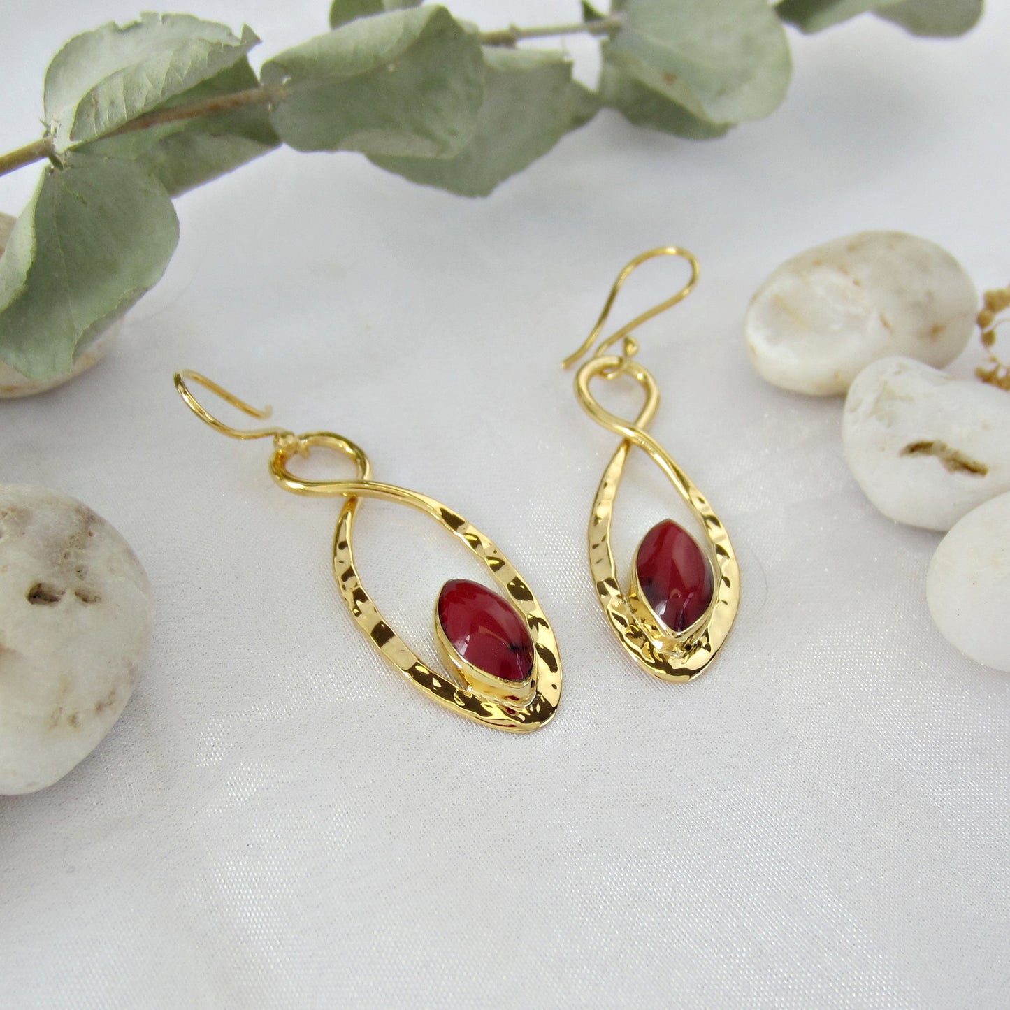 Aretes Dorados Infinito Elegante