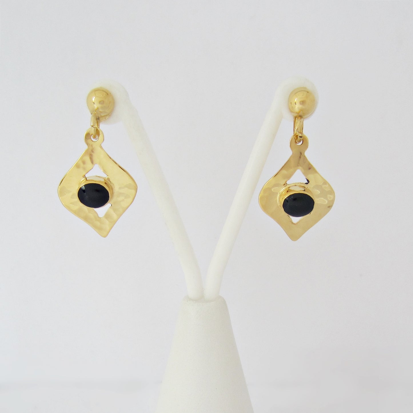 Aretes Dorados Avellana Martillada