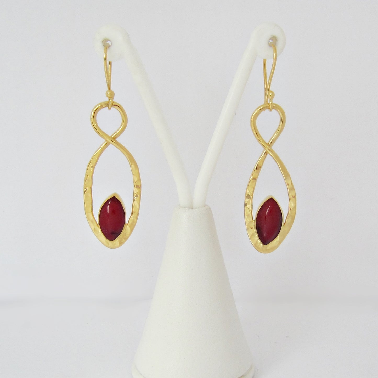 Aretes Dorados Infinito Elegante