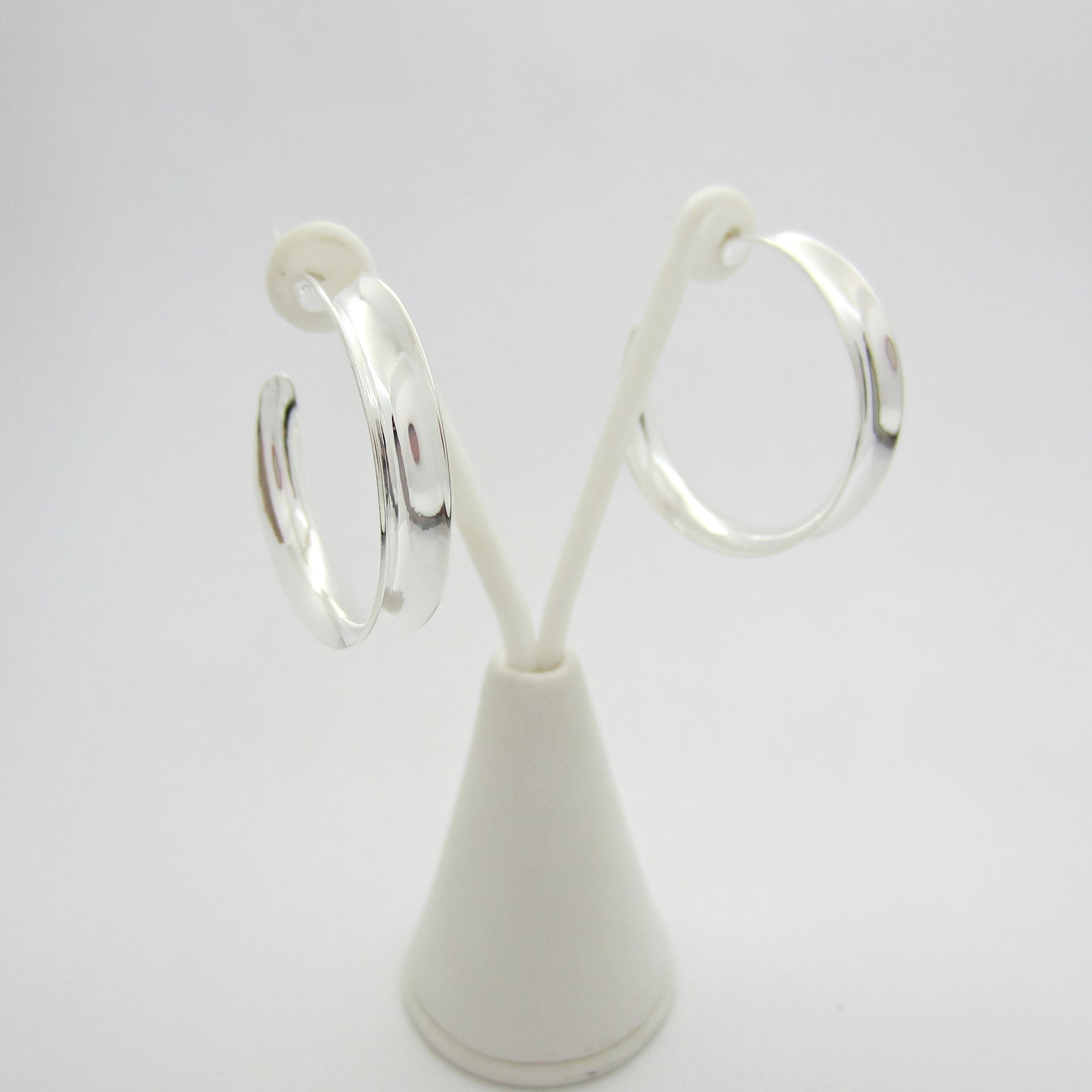 Arracada Plateada Canal