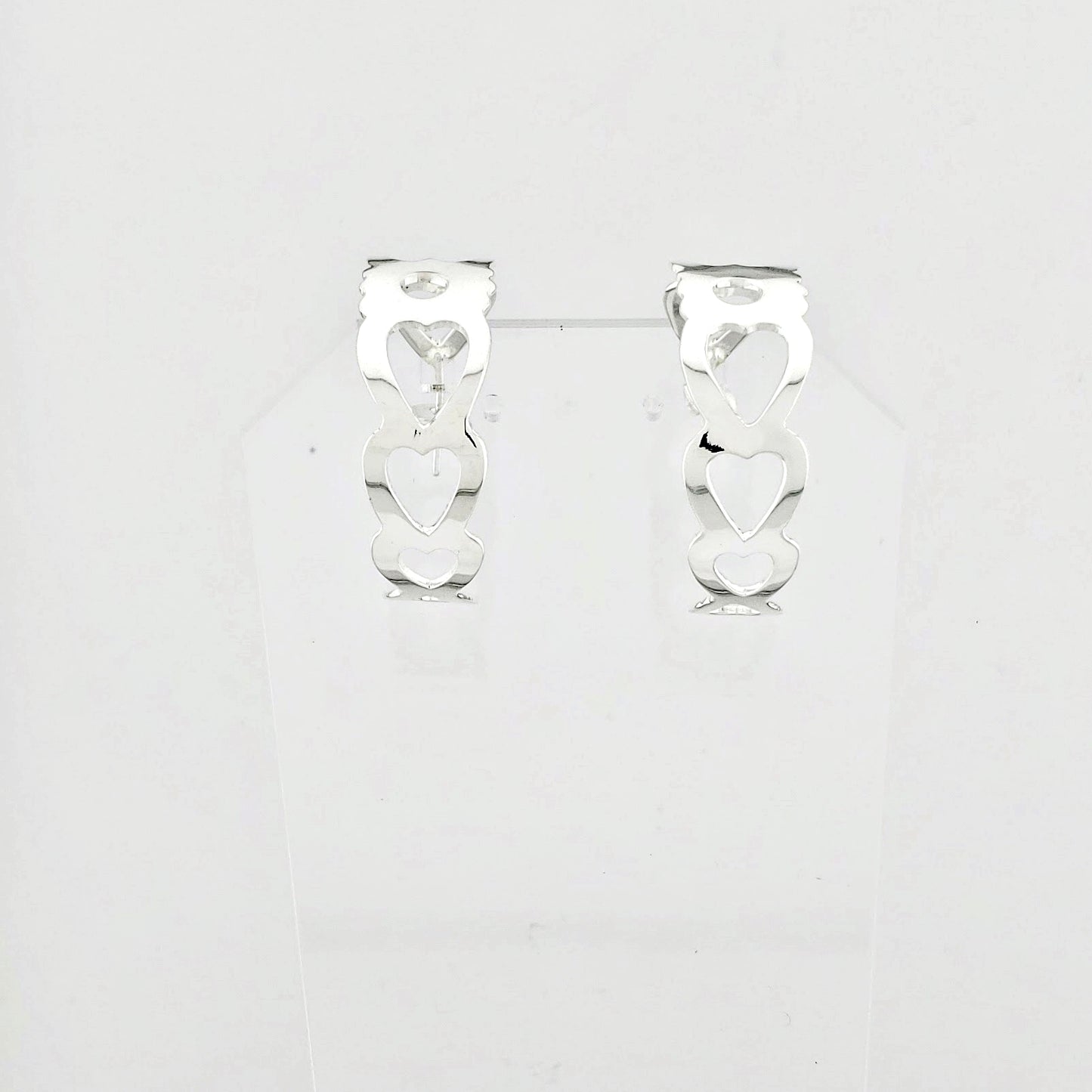 Arete Plateado Corazón en Línea