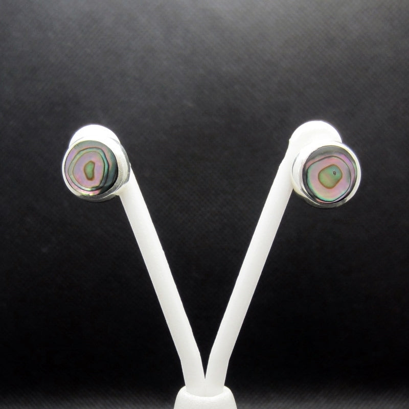 Broqueles plateados redondos