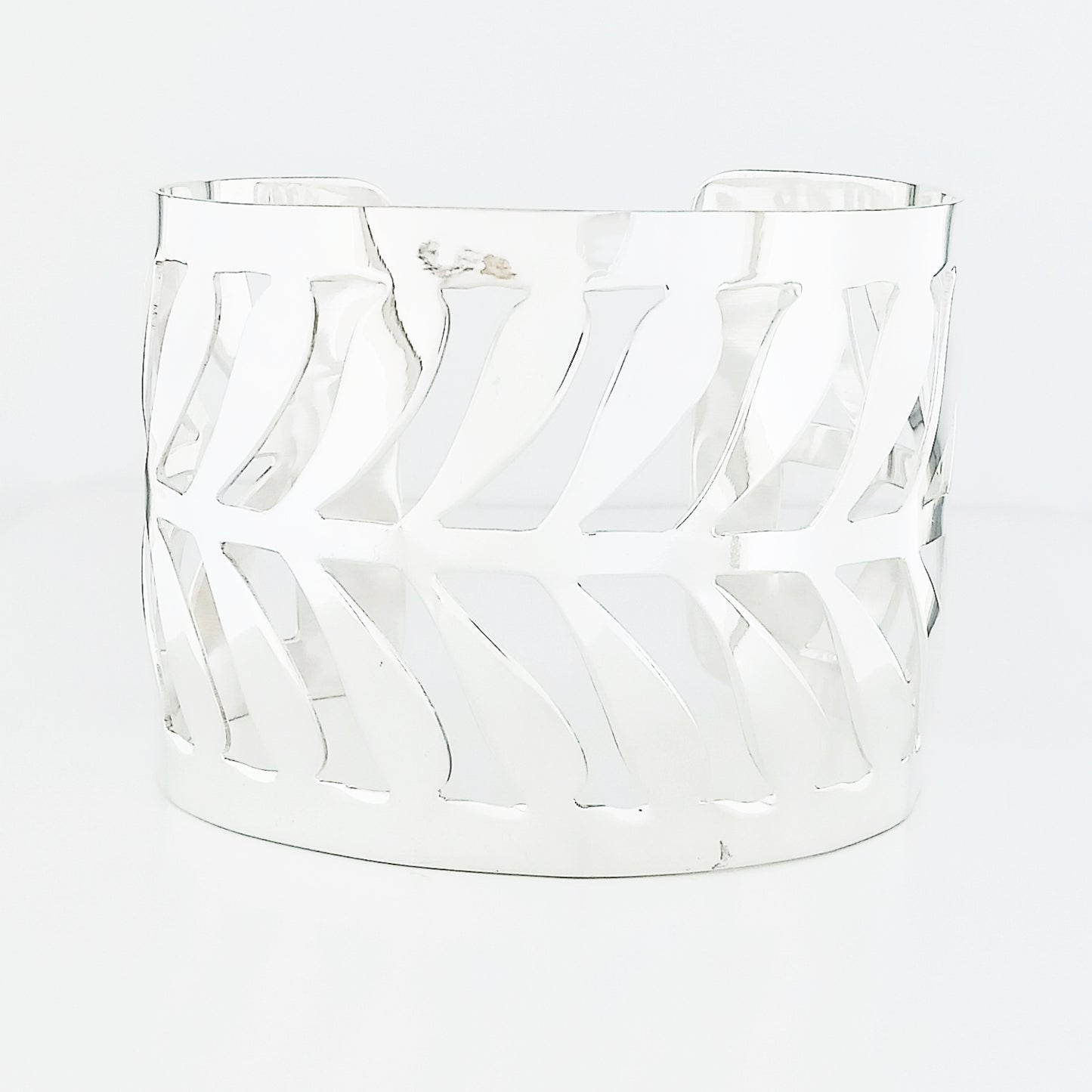 Brazalete plateado espiga