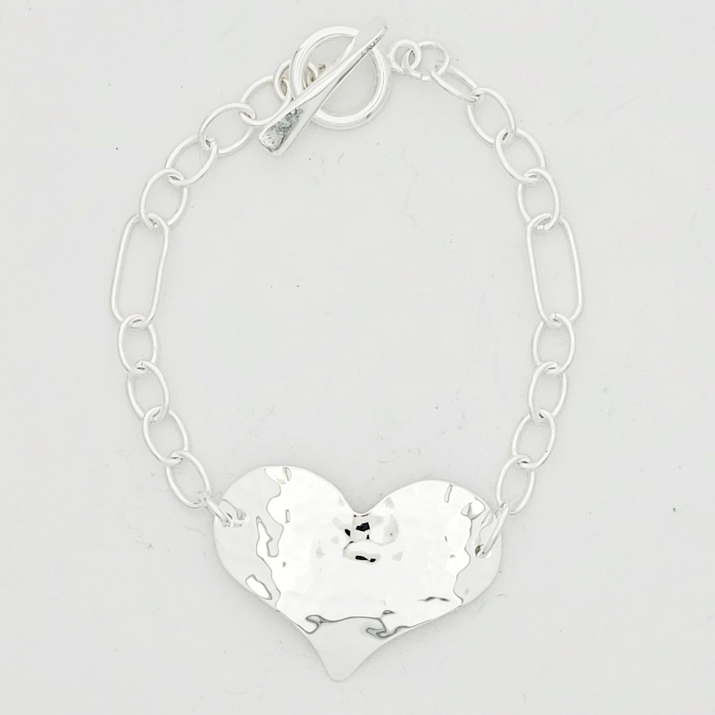 Pulsera Plateada Corazón Martillado