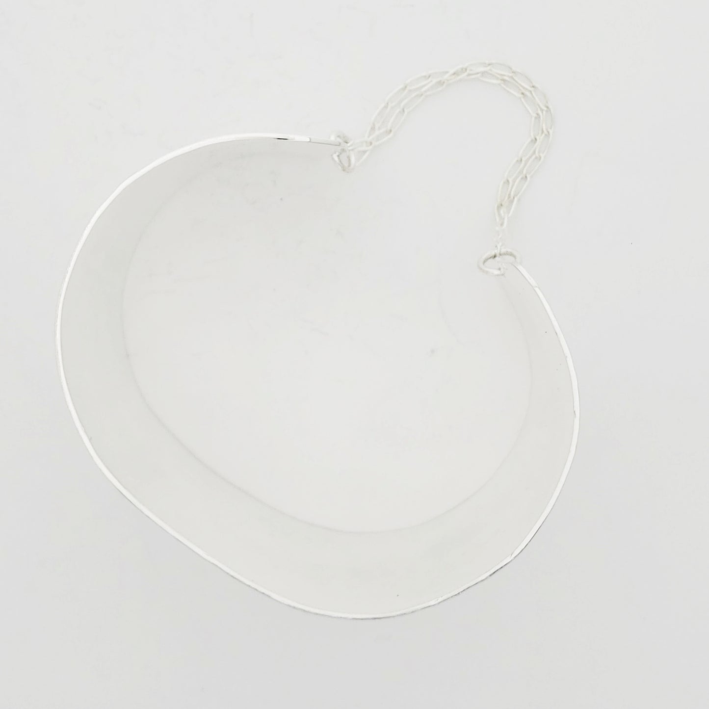 Brazalete Plateado Martillado Grueso