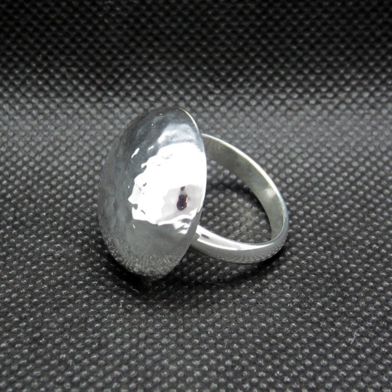 Anillo plateado bola
