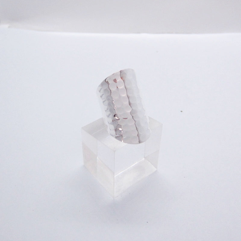Anillo Plateado Dedo Martillado