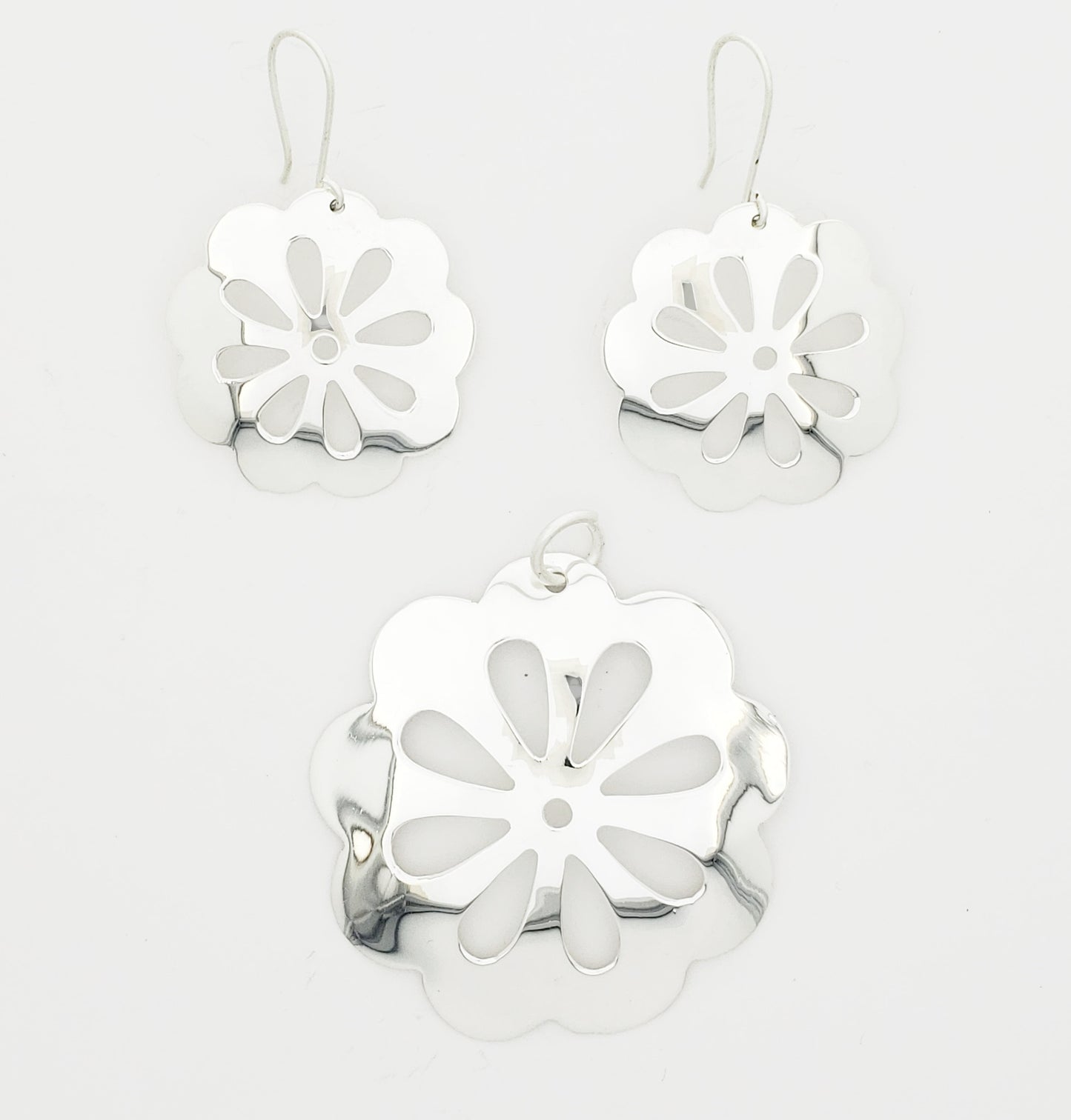 Juego Plateado Flor Calada Lisa