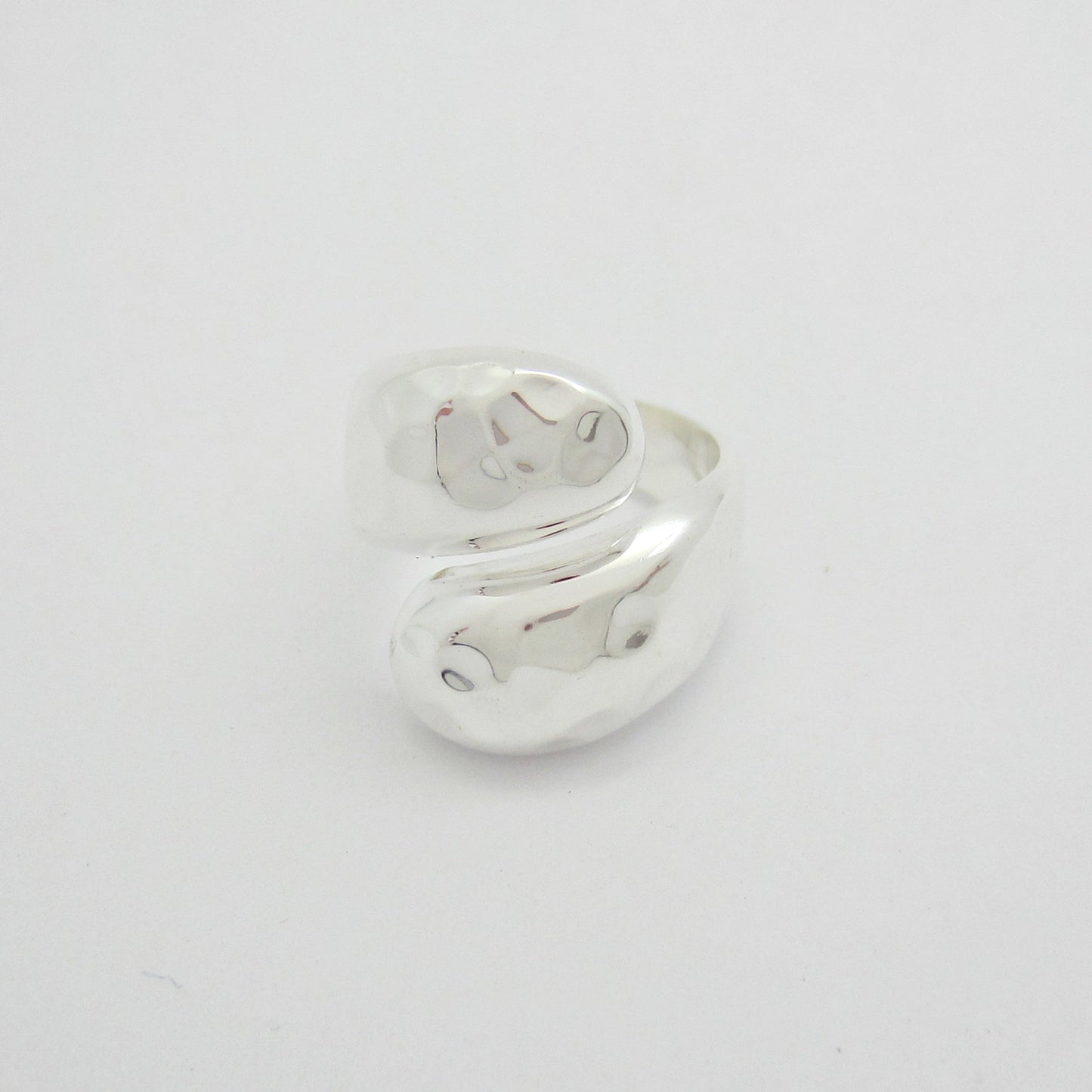 Anillo Plateado Vaciado Gotas - Petick Joyería Artesanal