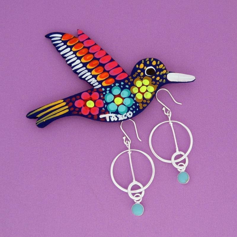 ARETES PLATEADOS AROS EN SINCRONIA - Petick Joyería Artesanal