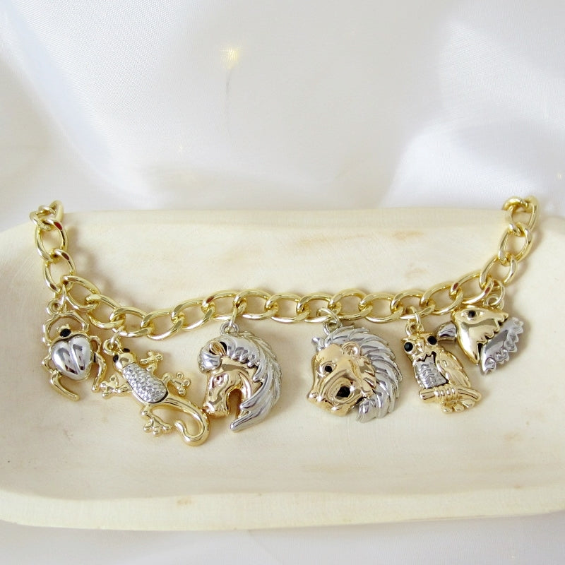 Hanging animal bracelet