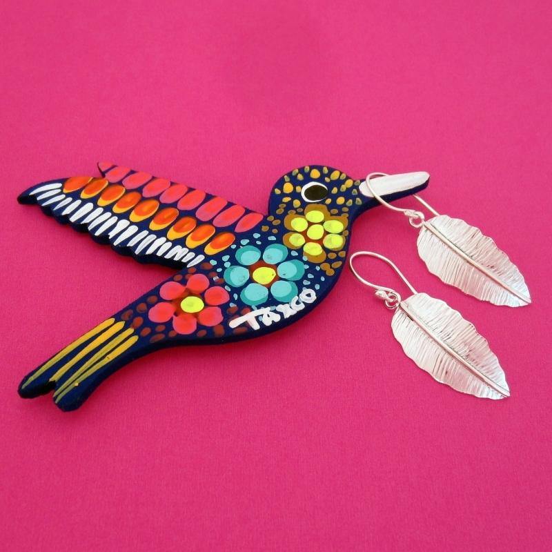 ARETES PLATEADOS HOJA CINCELADA - Petick Joyería Artesanal