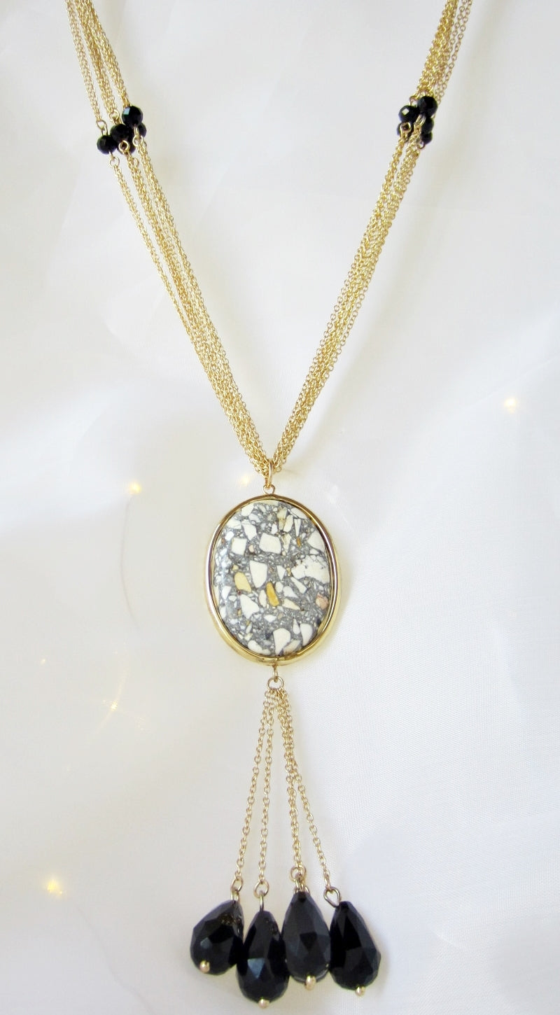 Collar mil cadenas y piedra