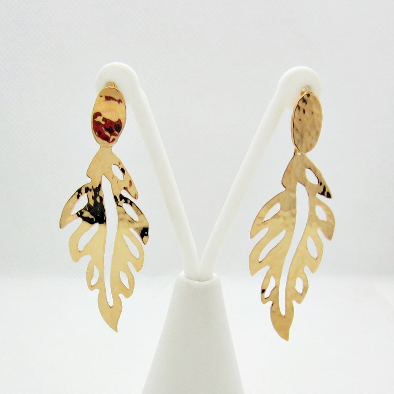 Aretes hoja calada
