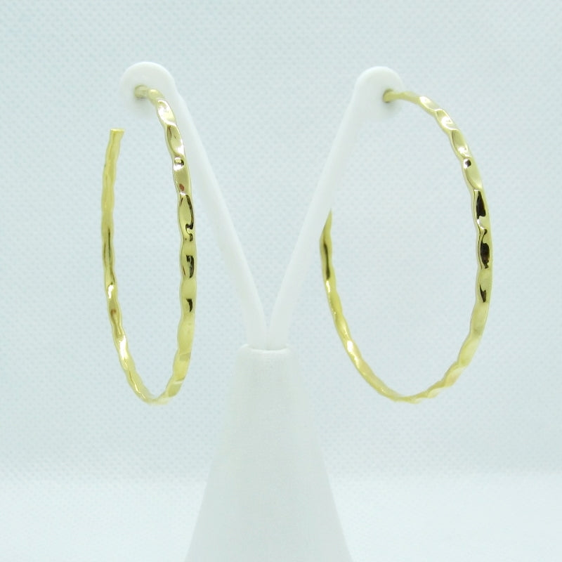Maxi gold hoop earrings