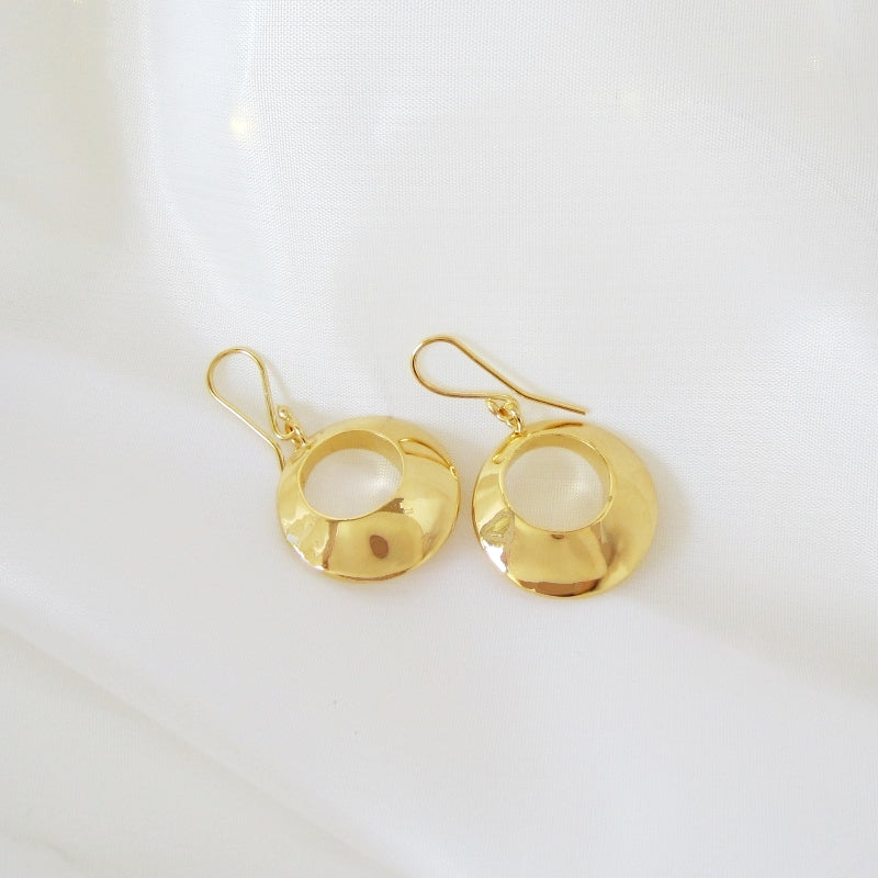 Aretes ventana circular