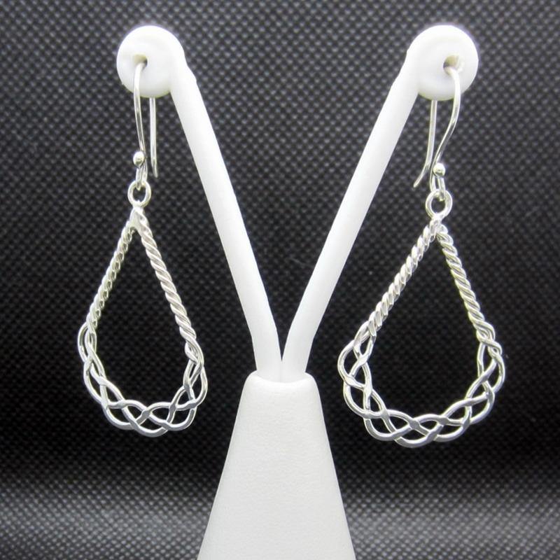 ARETES PLATEADOS CANASTA TEJIDA - Petick Joyería Artesanal