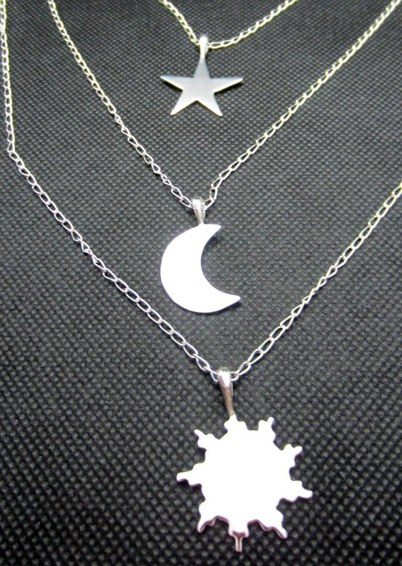 COLLAR PLATEADO UNIVERSO - Petick Joyería Artesanal