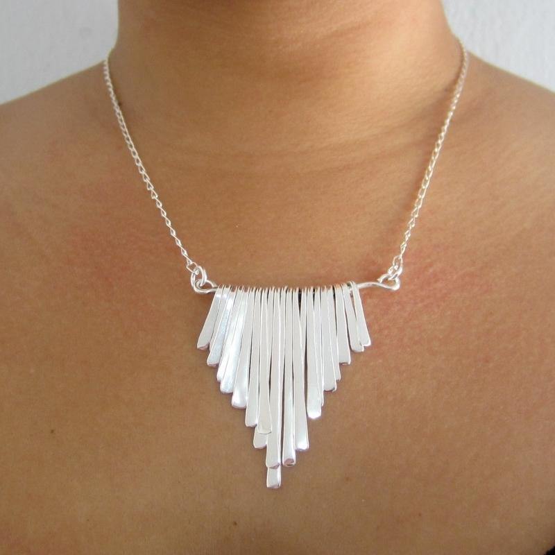 COLLAR PLATEADO PECHERA - Petick Joyería Artesanal