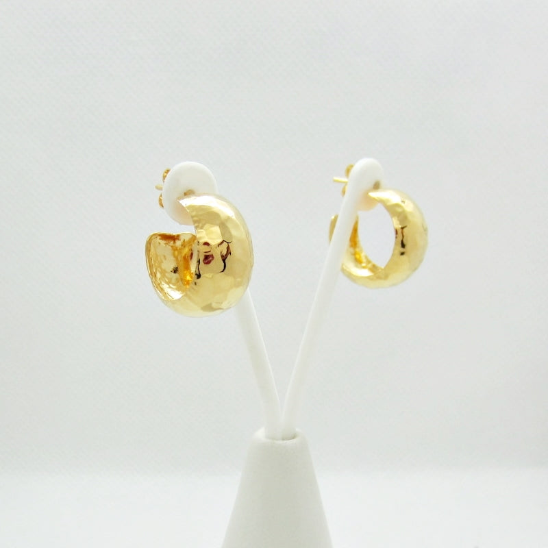 Arracadas doradas mini martilladas