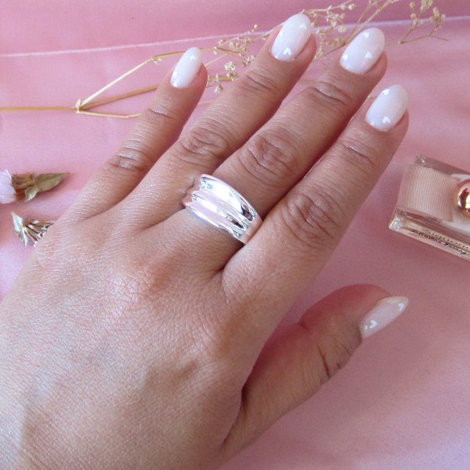 Anillo Plateado Lineas