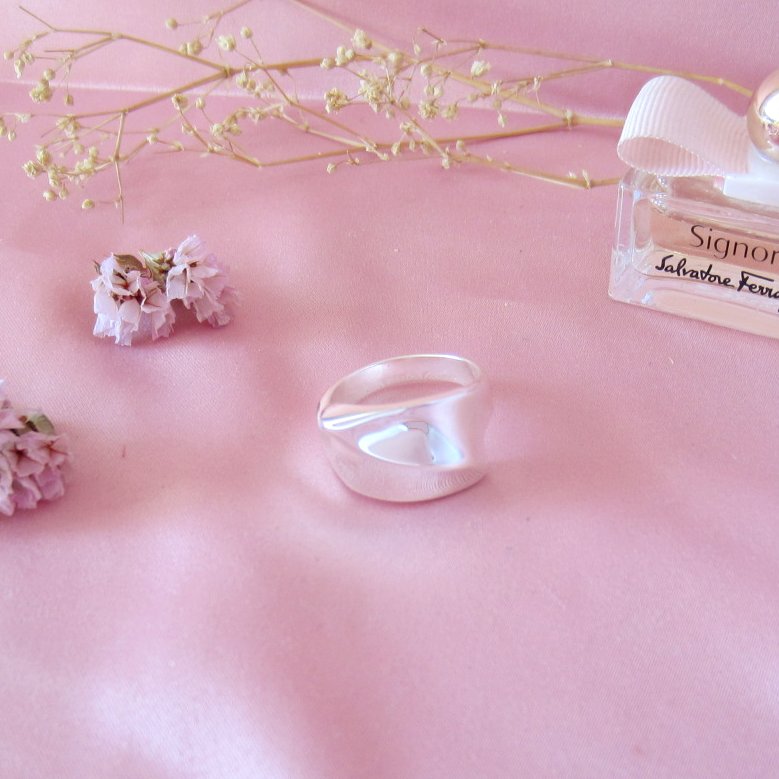 Anillo Plateado Relieve