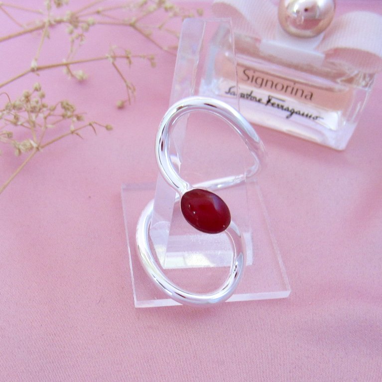 Anillo Silueta con Resina