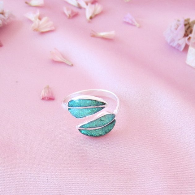 Anillo Hojas Opalo