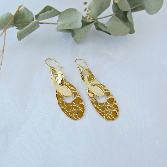 Arete Dorado Eslabón Engarzado