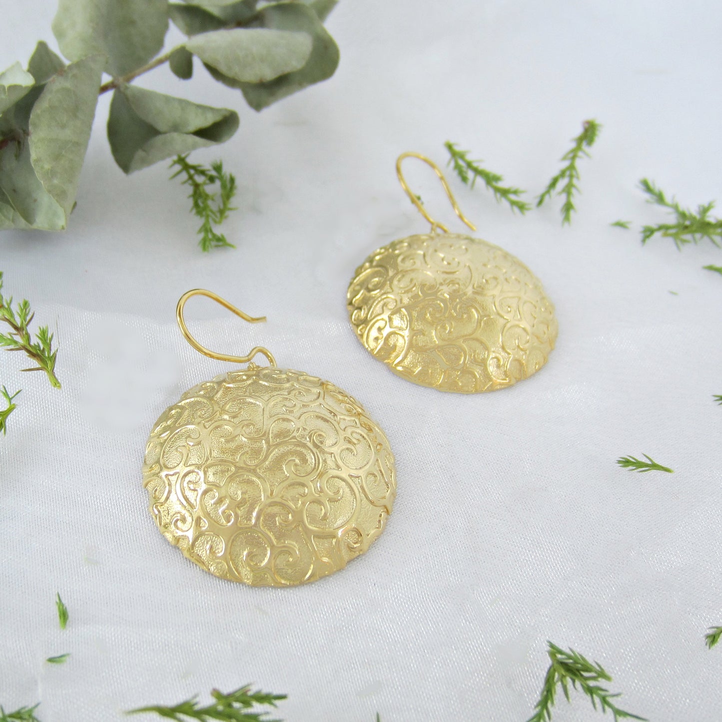 Aretes Dorados Cazuela Chinos