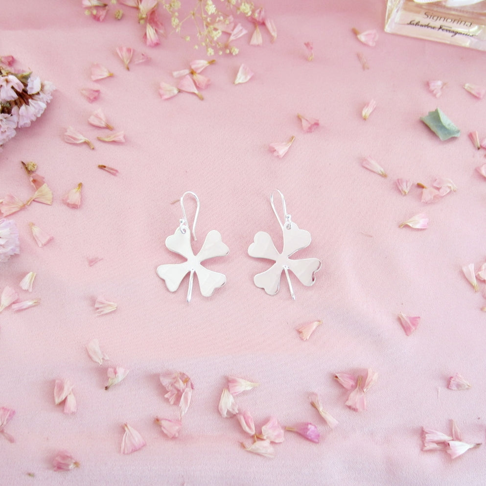 Aretes Plateado Suerte