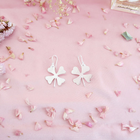 Aretes Plateado Suerte