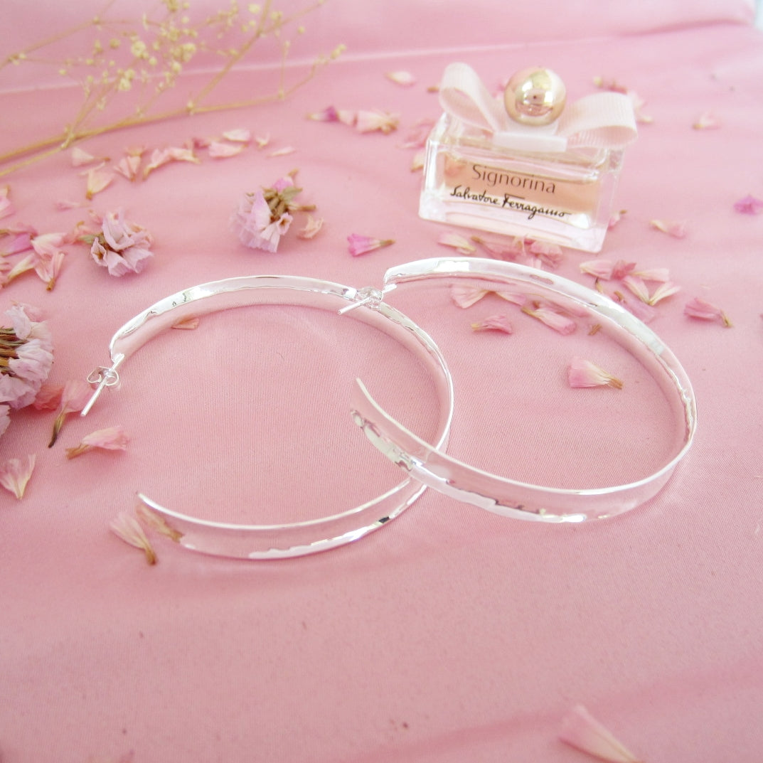 Arracada Plateada Maxi Martillada