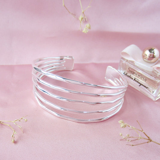 Brazalete Plateado Hilos