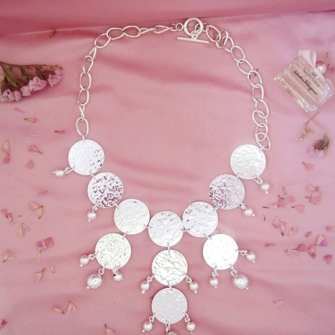 Collar Pechera Monedas