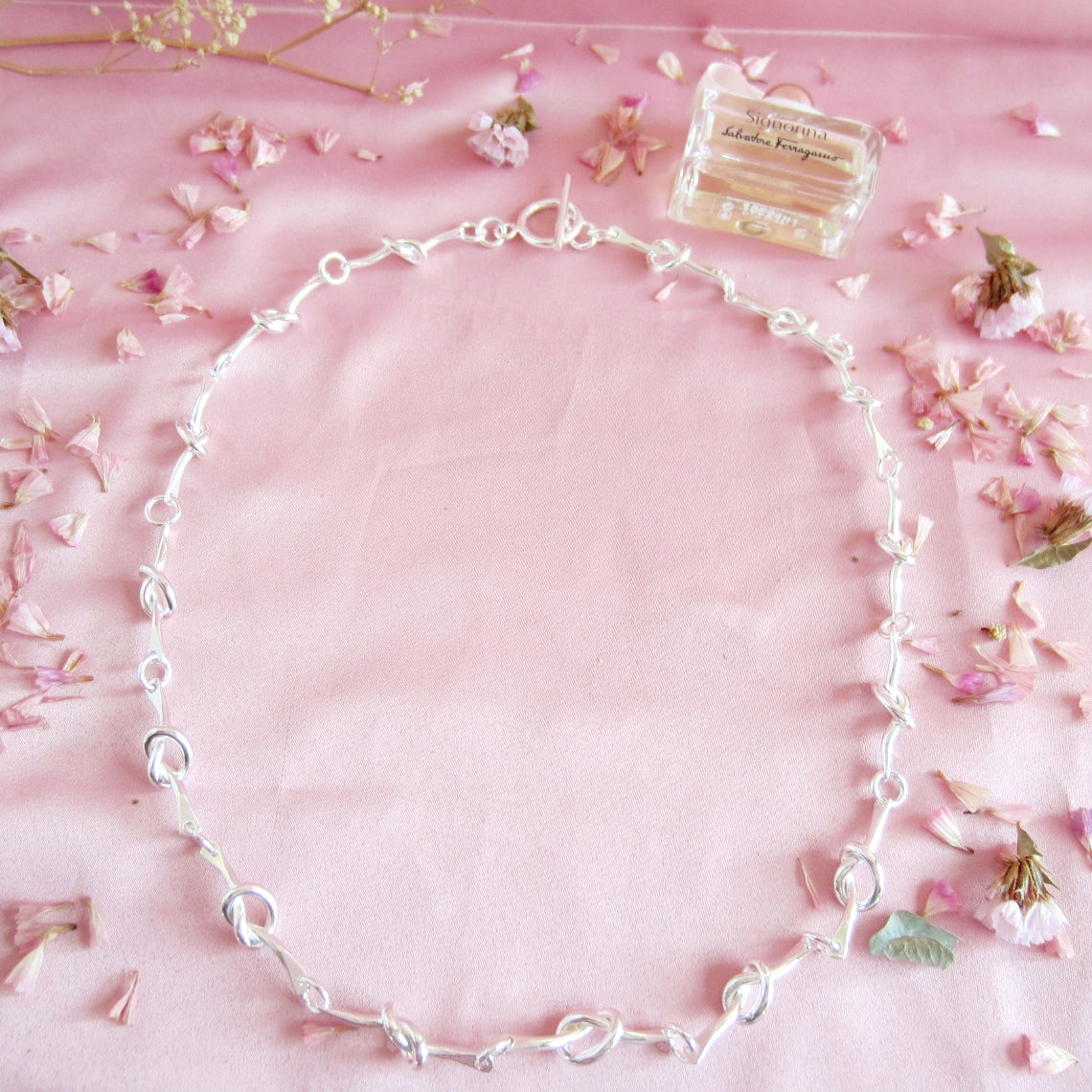 Collar Plateado Nudo Marinero