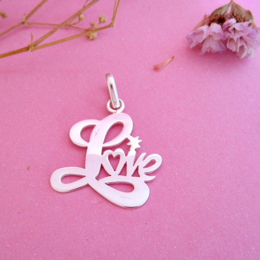 Dije Plateado Love