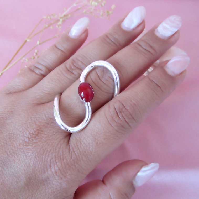 Anillo Silueta con Resina