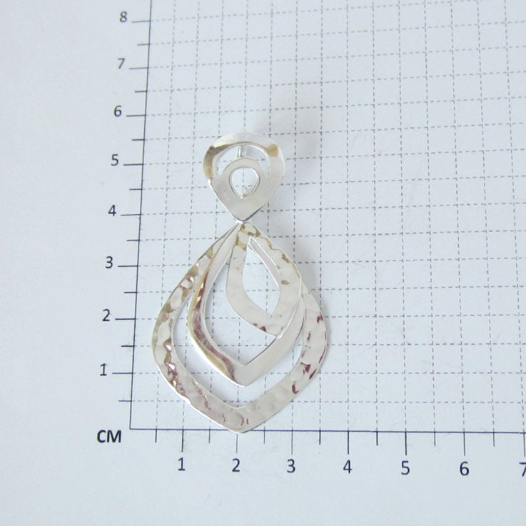 Juego Aretes y Dije Mantis