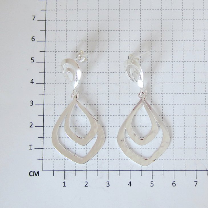 Juego Aretes y Dije Mantis