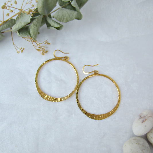 Arete Dorado Aro con Textura