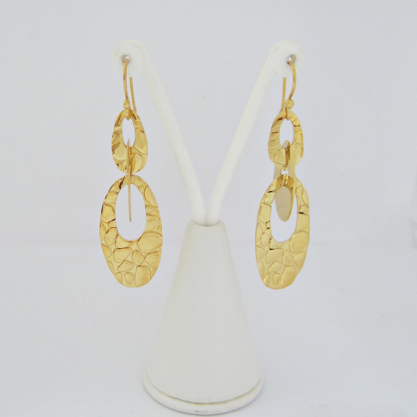 Arete Dorado Eslabón Engarzado